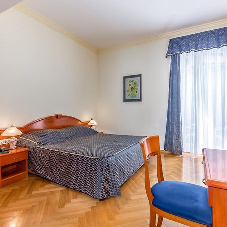 אופטיה Hotel Galeb מראה חיצוני תמונה