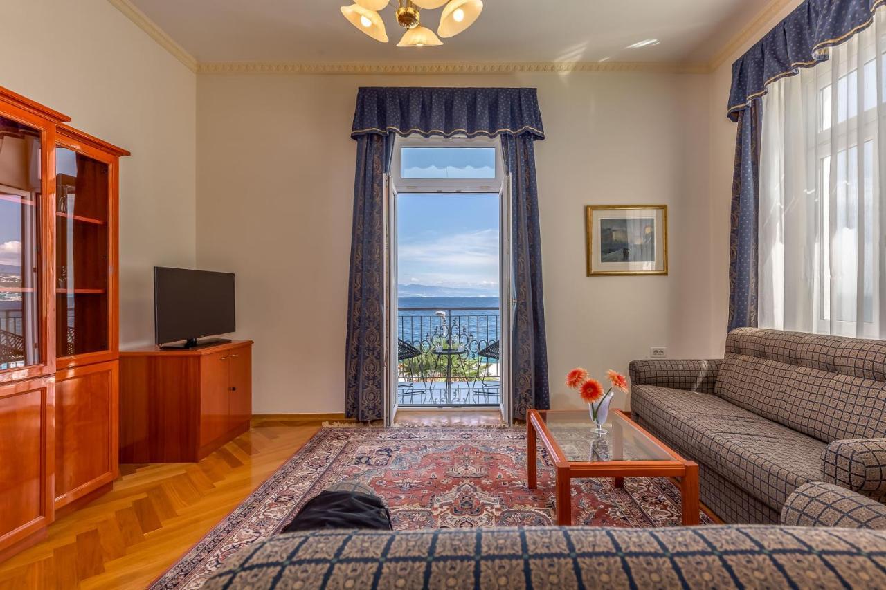 אופטיה Hotel Galeb מראה חיצוני תמונה
